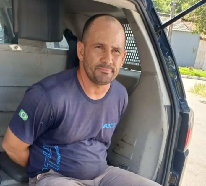 Uma operação integrada entre a Polícia Civil da Bahia e a Polícia Rodoviária Federal resultou, na manhã desta segunda-feira, na prisão de Alexandro Souza Sena, no Extremo Sul do estado.